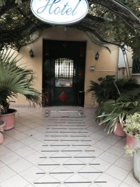 Albergo Delle Rose 포츠올리 외부 사진